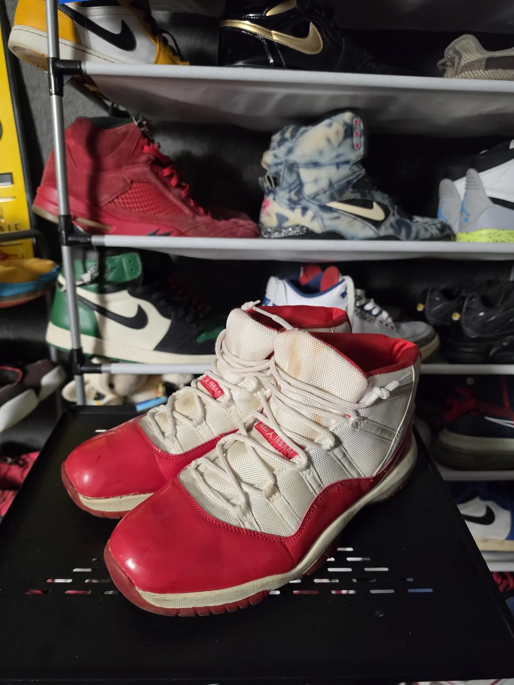 🔥 Jordan Men's Retro High-Top Sneakers Size 11 White Cherry Red